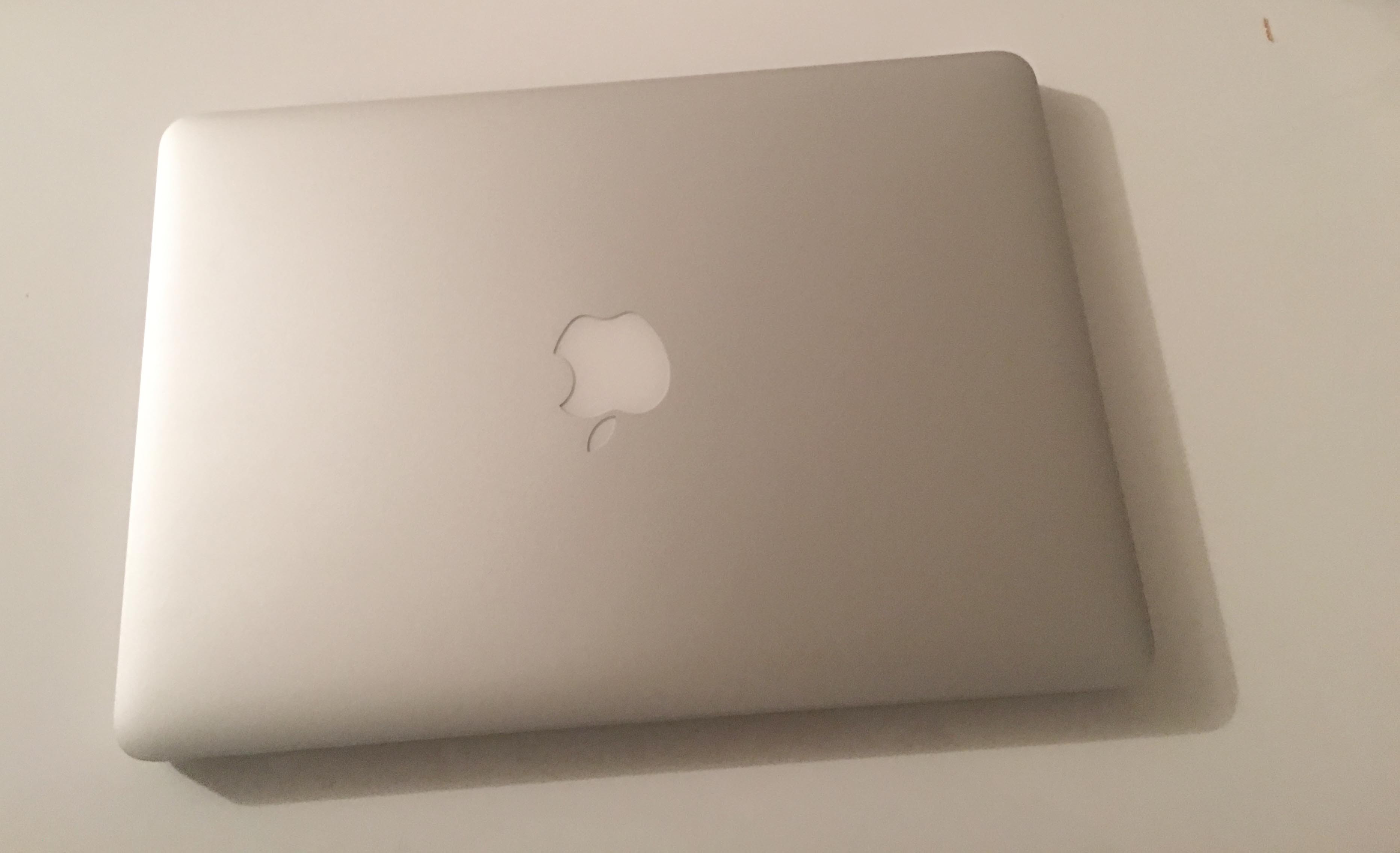 Annonce occasions - Vends MacBook Pro Retina 13 Pouces début 2015 - Le  Repaire - Le Repaire